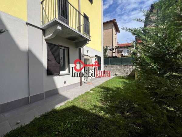 appartamento in vendita a Bisuschio