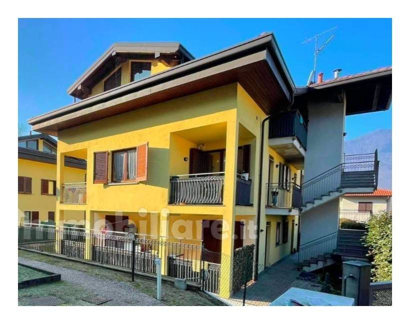 appartamento in vendita a Bisuschio