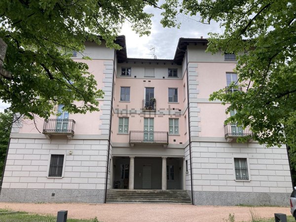 appartamento in vendita a Bisuschio