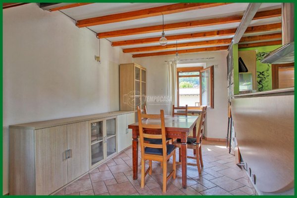 appartamento in vendita a Bisuschio