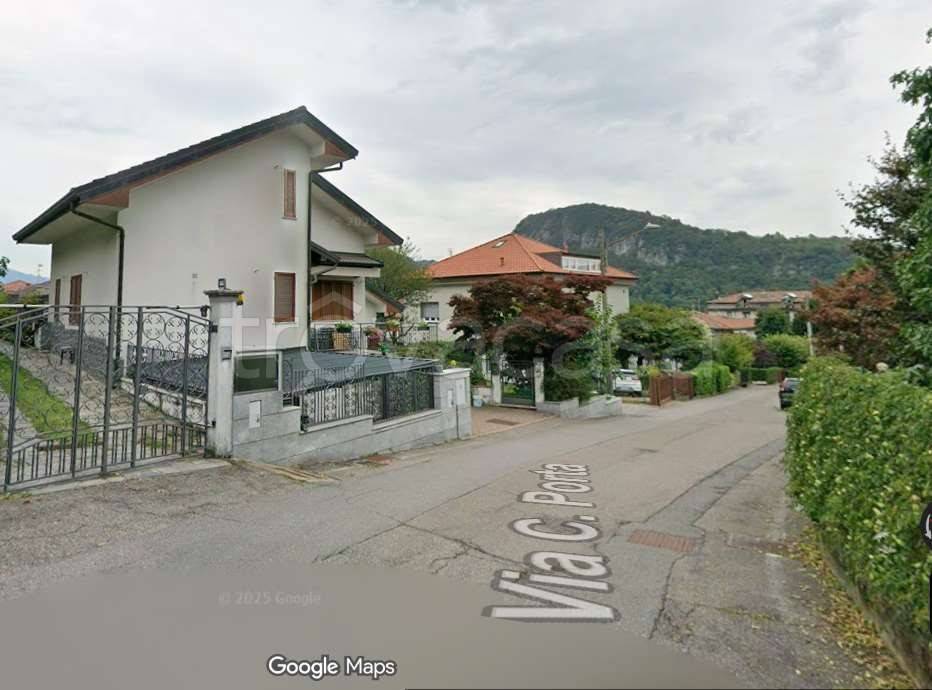 appartamento in vendita a Bisuschio