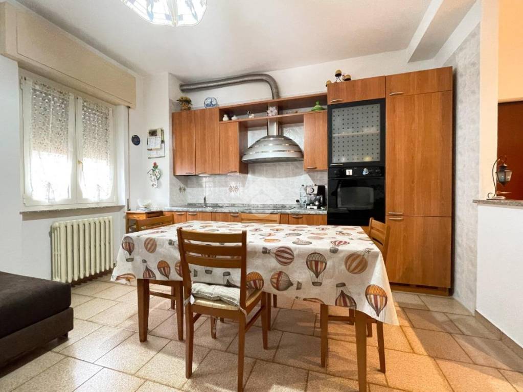 appartamento in vendita a Bisuschio