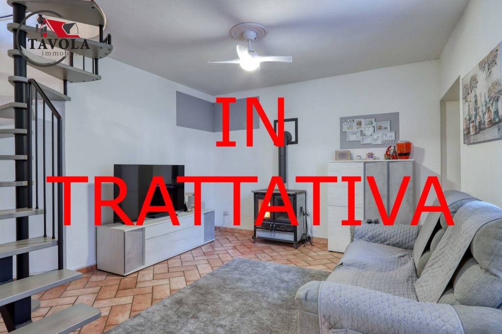 appartamento in vendita a Bisuschio