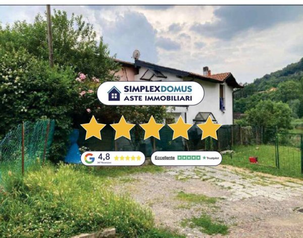 casa indipendente in vendita a Bisuschio