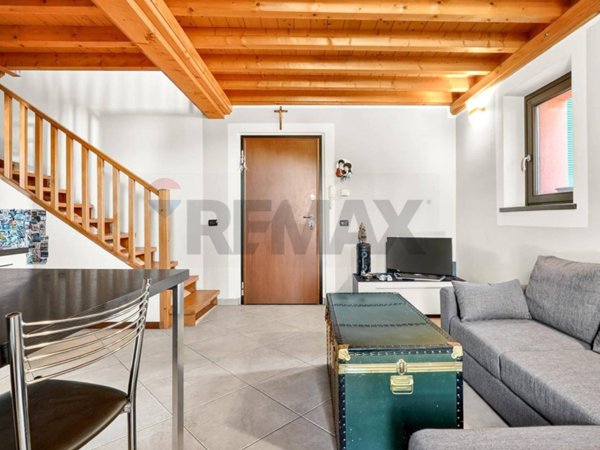 appartamento in vendita a Bisuschio