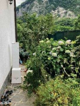 casa indipendente in vendita a Bisuschio