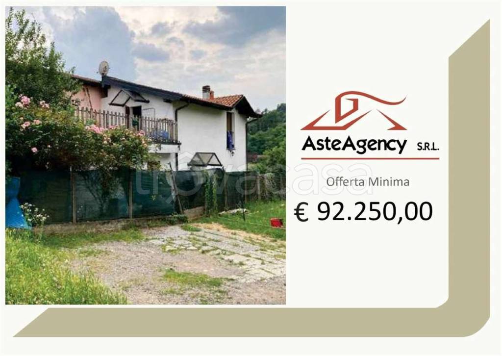 casa indipendente in vendita a Bisuschio