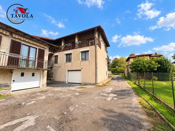 appartamento in vendita a Bisuschio