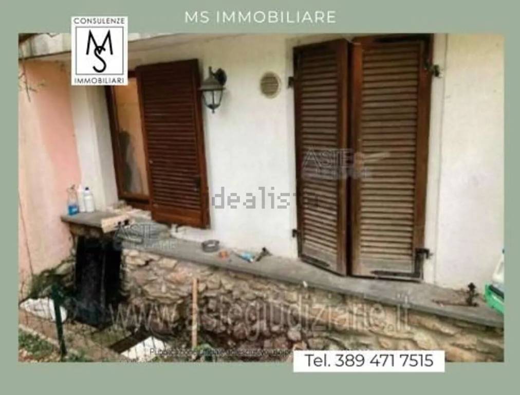 appartamento in vendita a Bisuschio in zona Piamo