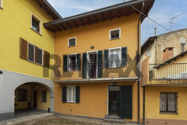 appartamento in vendita a Bisuschio