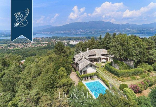 casa indipendente in vendita a Bodio Lomnago