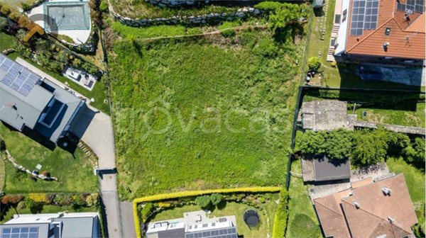 terreno edificabile in vendita a Bodio Lomnago