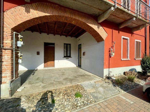 casa indipendente in vendita a Bodio Lomnago
