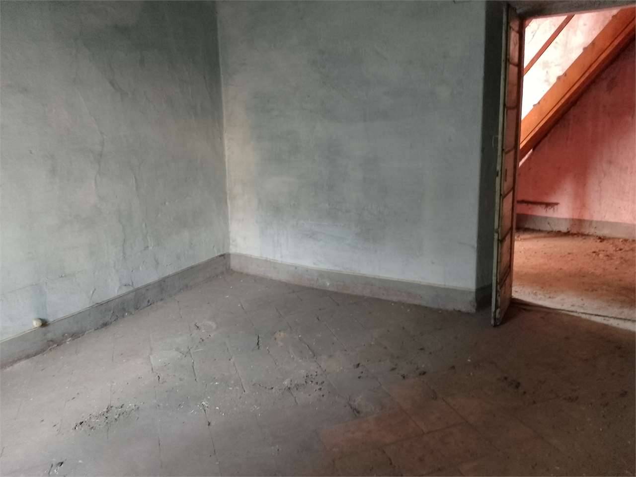 casale in vendita a Bodio Lomnago