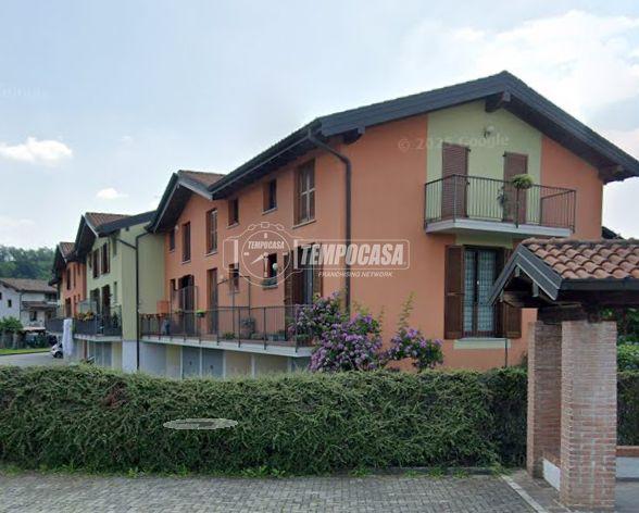 casa indipendente in vendita a Bodio Lomnago