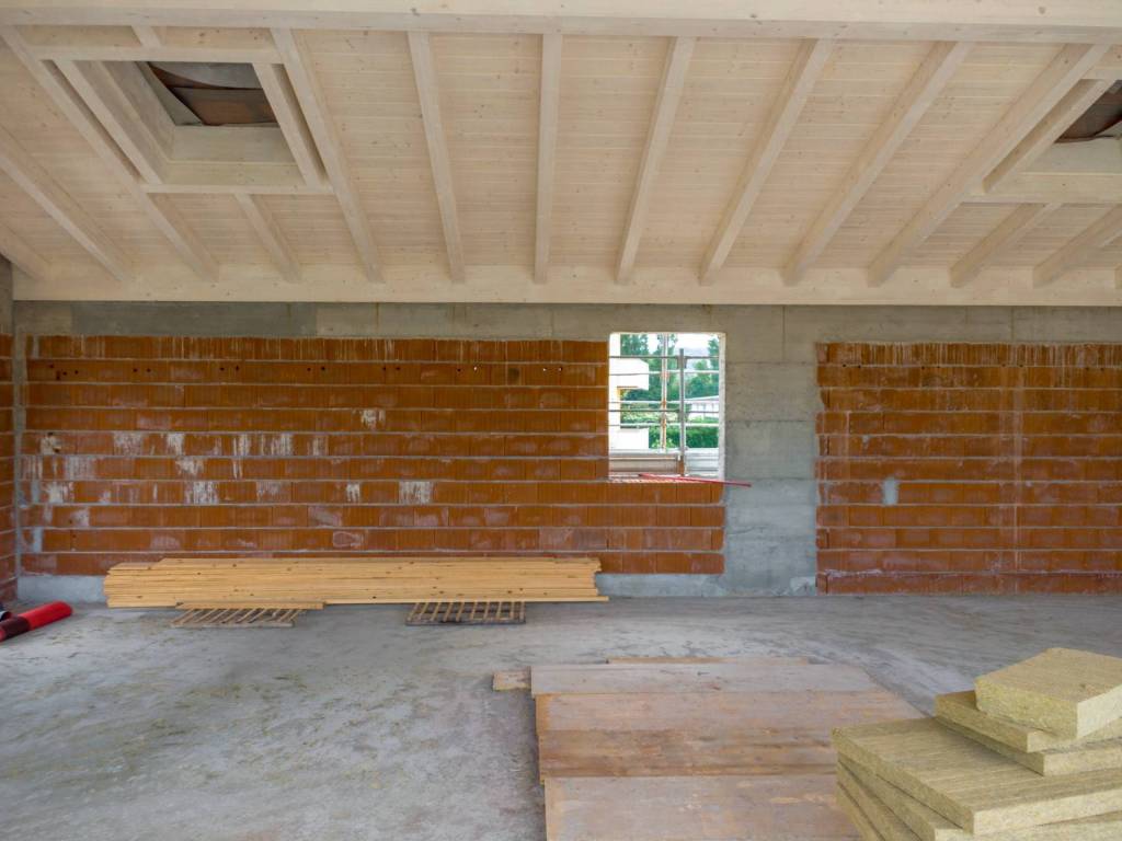 casa indipendente in vendita a Bodio Lomnago