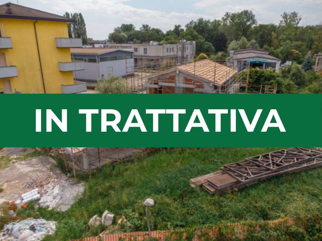 casa indipendente in vendita a Bodio Lomnago