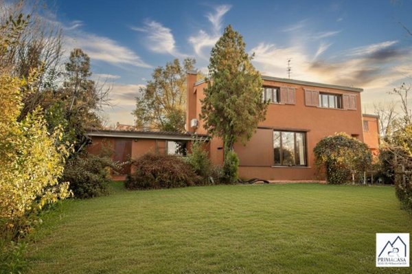 casa indipendente in vendita a Bodio Lomnago