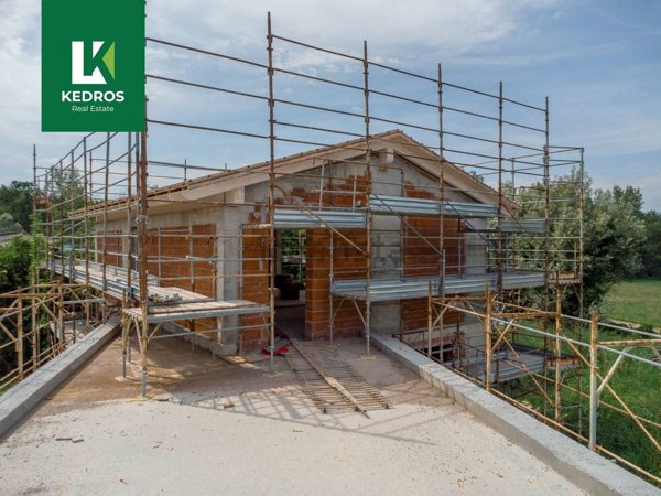 casa indipendente in vendita a Bodio Lomnago