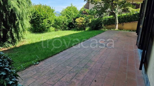 casa indipendente in vendita a Bodio Lomnago