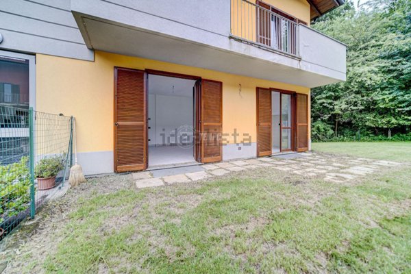 appartamento in vendita a Brebbia