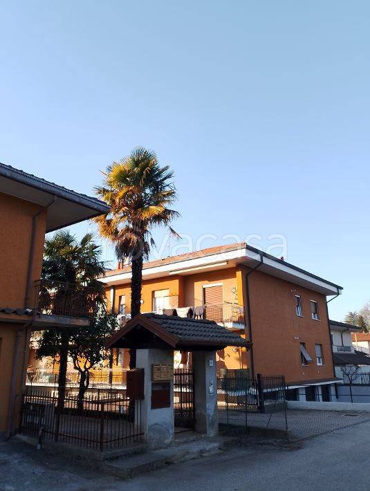 appartamento in vendita a Brebbia