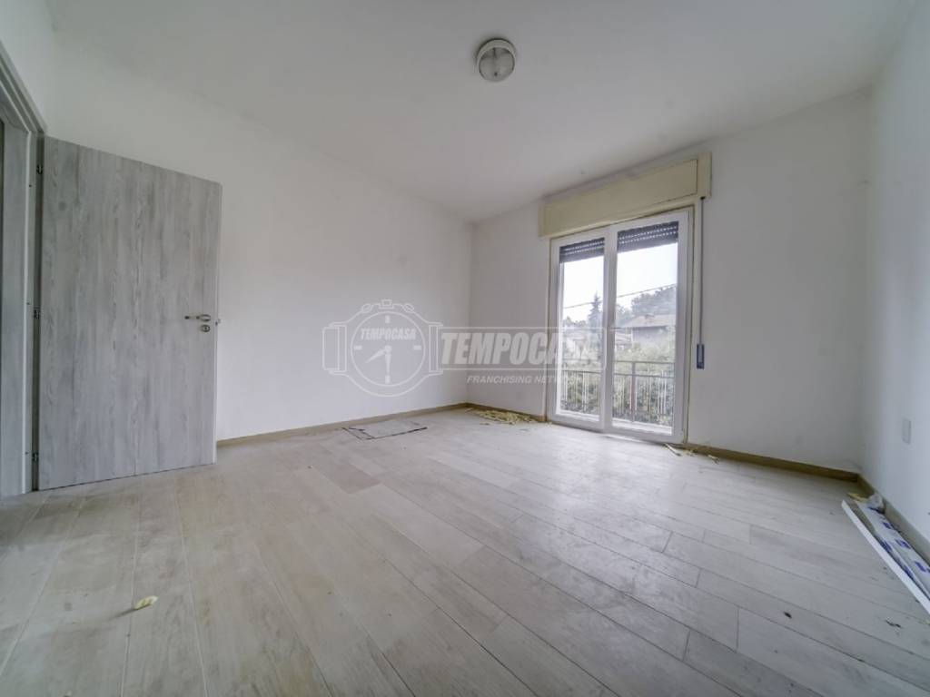 appartamento in vendita a Brebbia