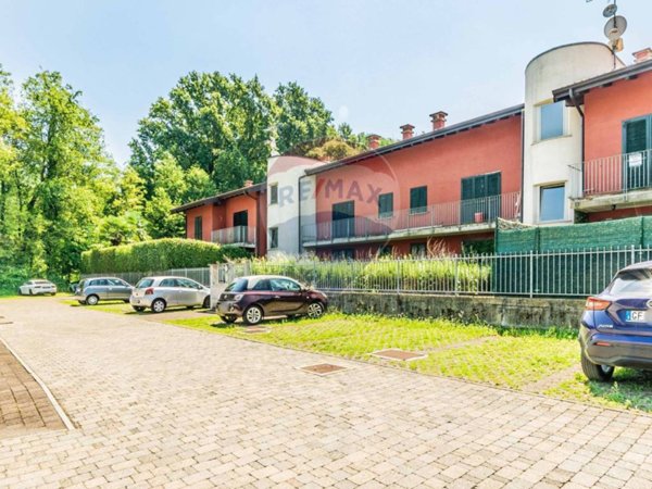 appartamento in vendita a Brebbia