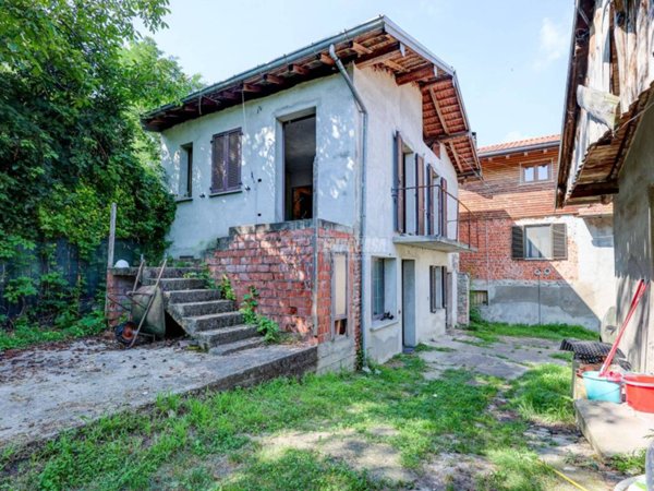 casa indipendente in vendita a Brebbia