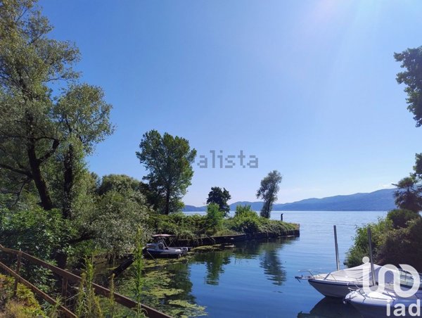 casa indipendente in vendita a Brebbia