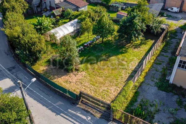 bifamiliare in vendita a Brebbia in zona Villaggio Europa