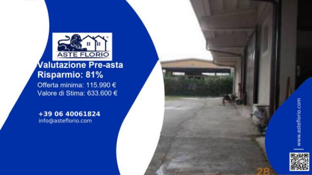 locale commerciale in vendita a Brebbia