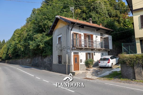 appartamento in vendita a Brebbia