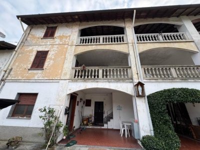 appartamento in vendita a Brebbia