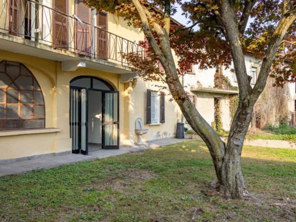 appartamento in vendita a Brebbia