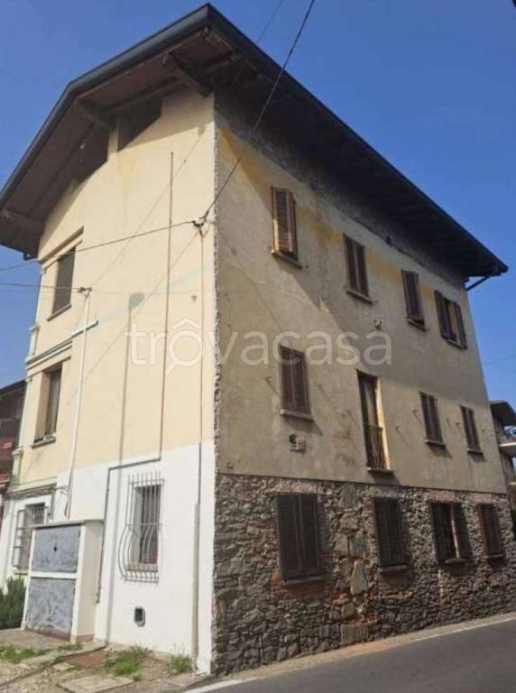 appartamento in vendita a Brebbia