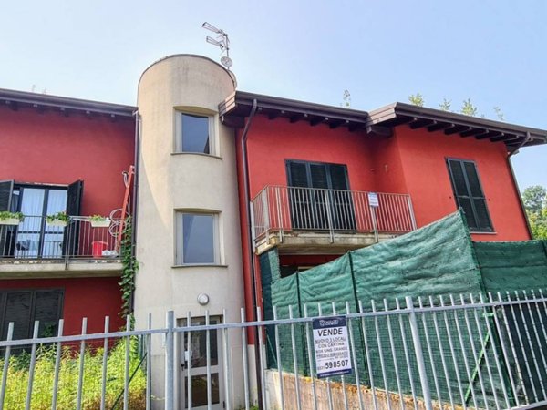 appartamento in vendita a Brebbia
