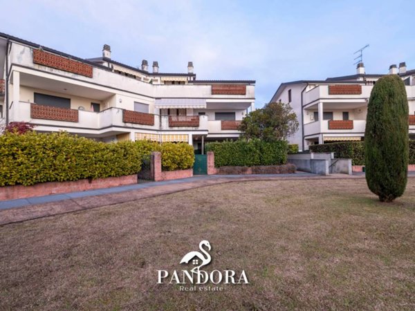 appartamento in vendita a Brebbia