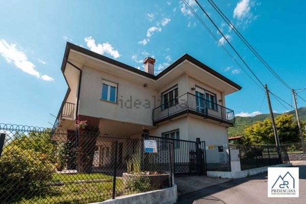 casa indipendente in vendita a Brenta