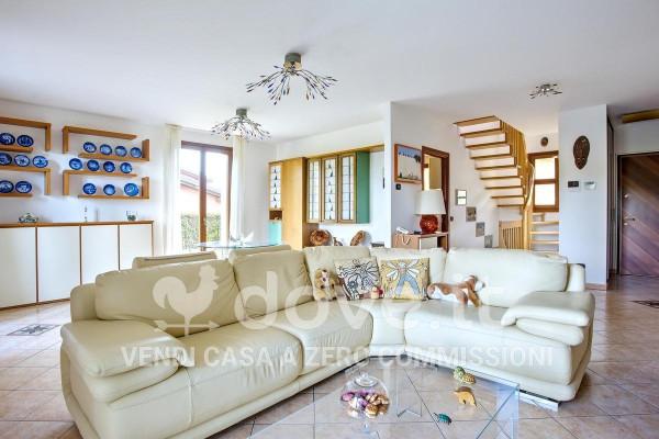 casa indipendente in vendita a Brezzo di Bedero