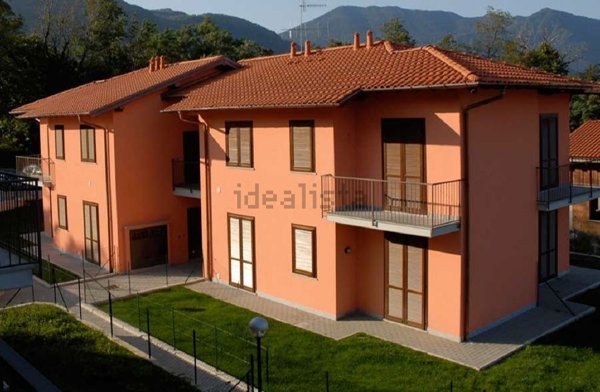 appartamento in vendita a Brezzo di Bedero