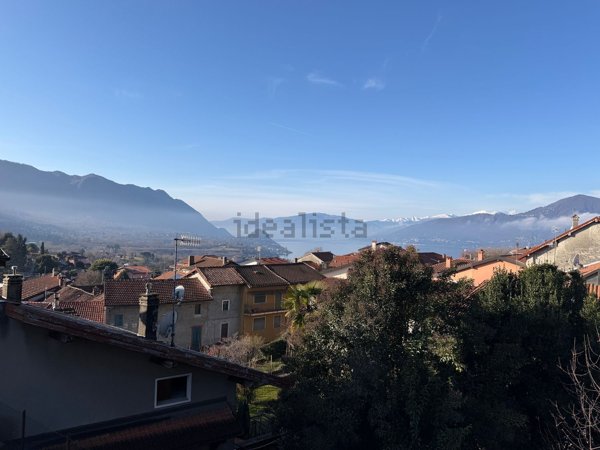 casa indipendente in vendita a Brezzo di Bedero