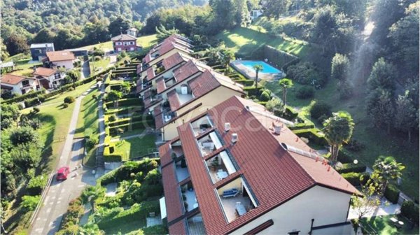 appartamento in vendita a Brezzo di Bedero in zona Bedero