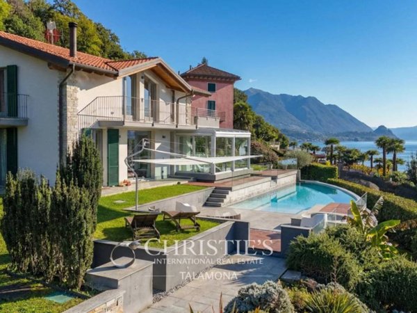 casa indipendente in vendita a Brezzo di Bedero