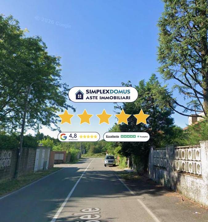 casa indipendente in vendita a Brezzo di Bedero in zona Brezzo
