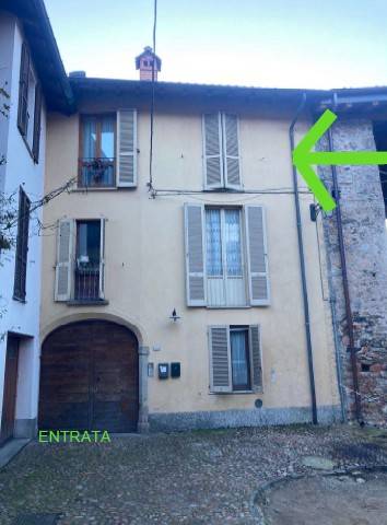 appartamento in vendita a Brinzio