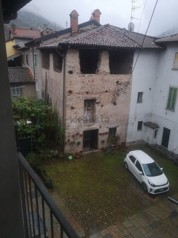 bivano in vendita a Brinzio