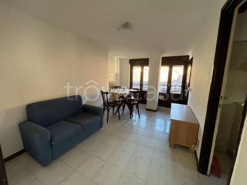 appartamento in vendita a Brinzio