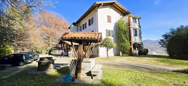 casa indipendente in vendita a Brissago-Valtravaglia
