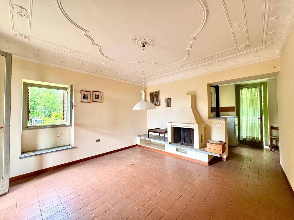 appartamento in vendita a Brissago-Valtravaglia